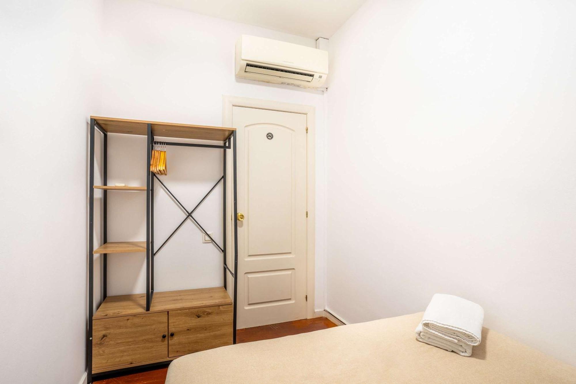 Next To Sagrada Familia 4-Bedroom Apartment Барселона Екстериор снимка