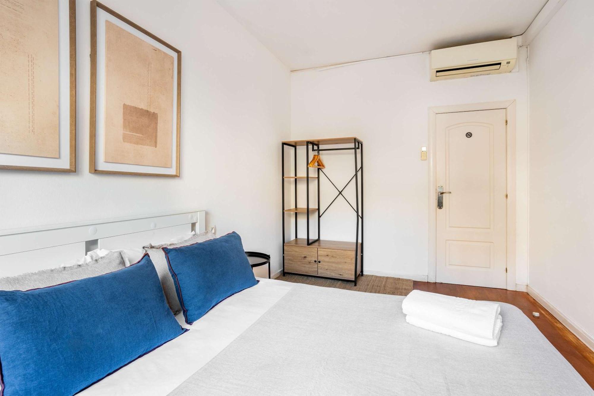 Next To Sagrada Familia 4-Bedroom Apartment Барселона Екстериор снимка