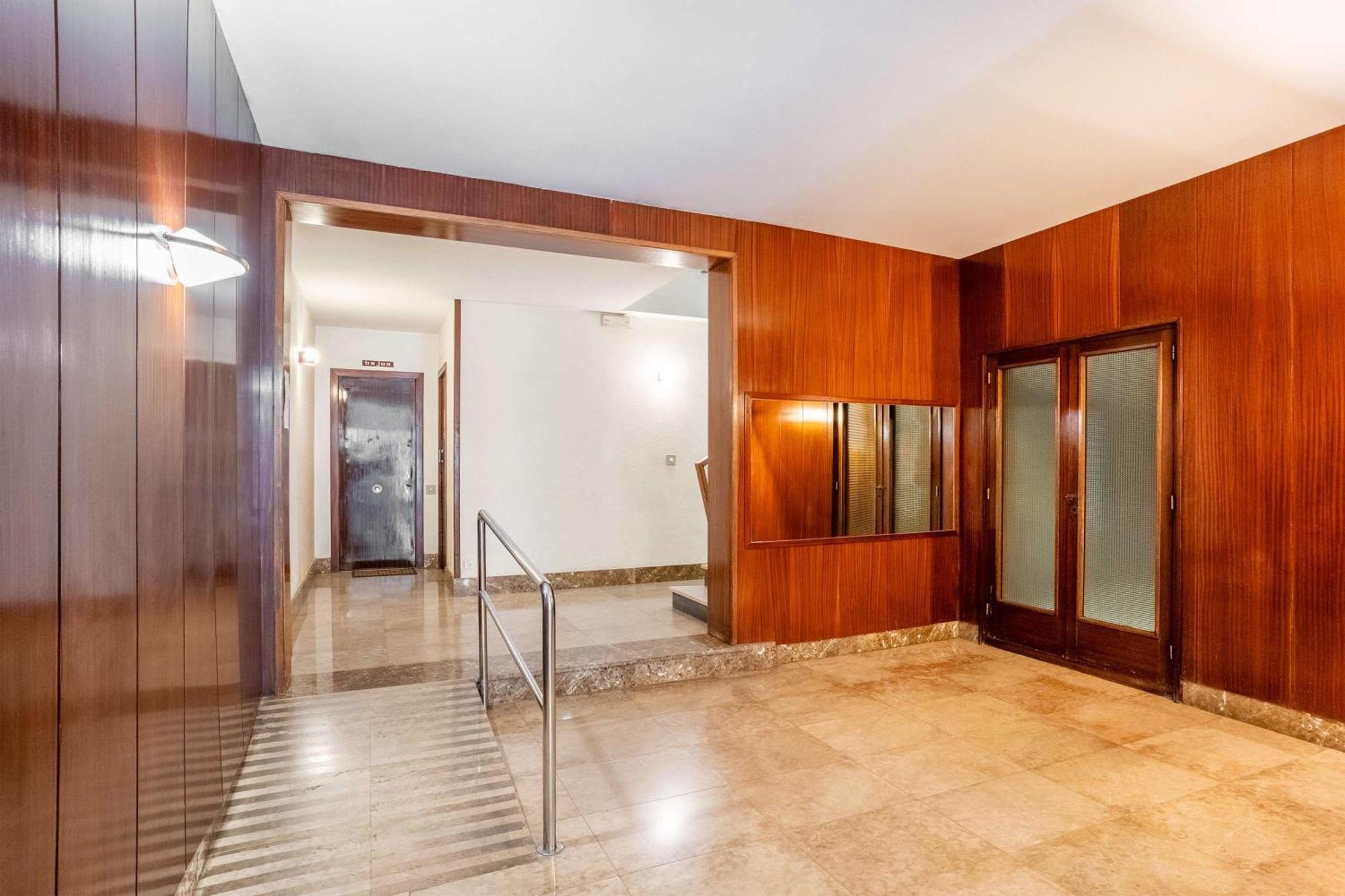 Next To Sagrada Familia 4-Bedroom Apartment Барселона Екстериор снимка