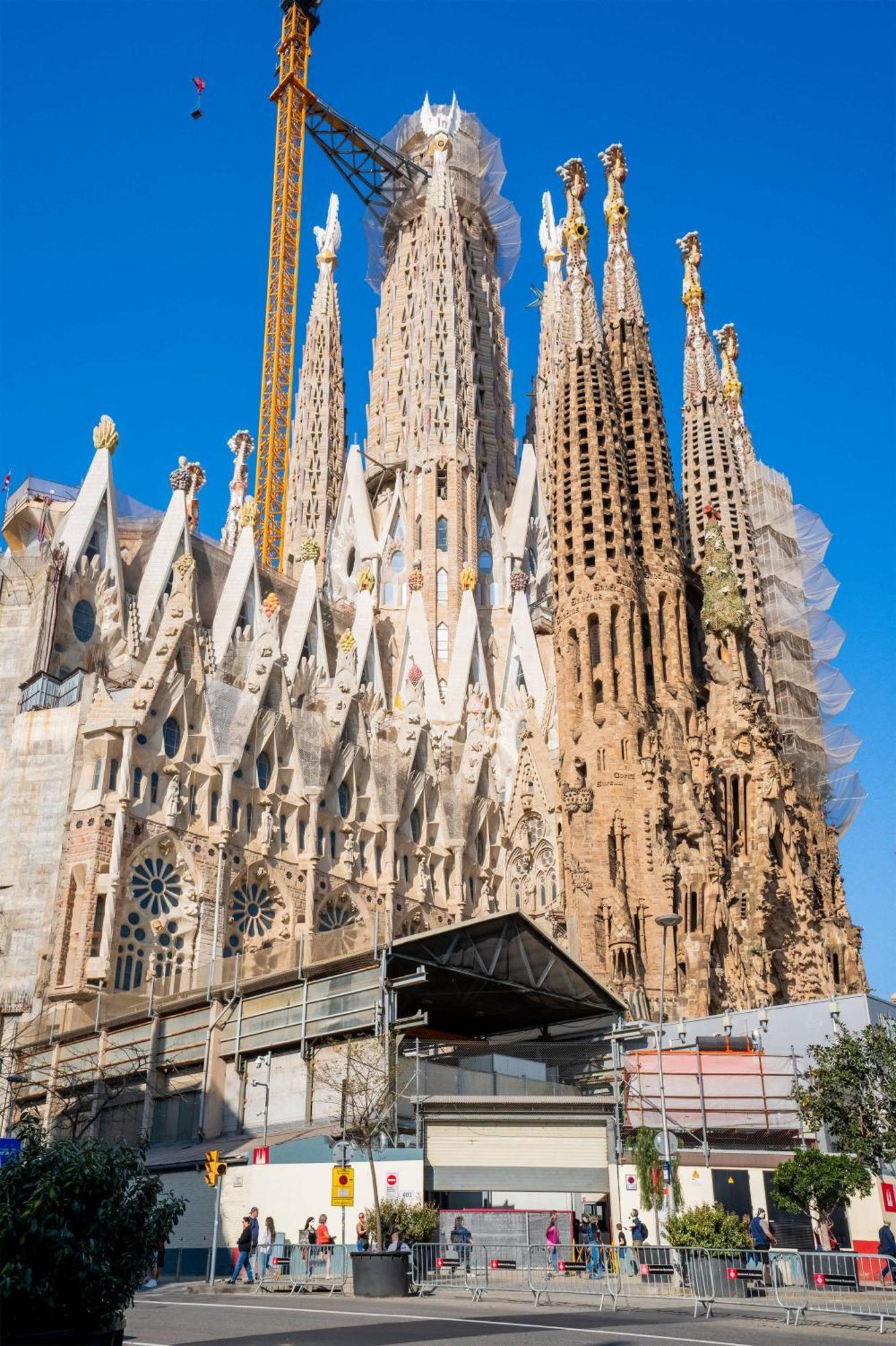 Next To Sagrada Familia 4-Bedroom Apartment Барселона Екстериор снимка